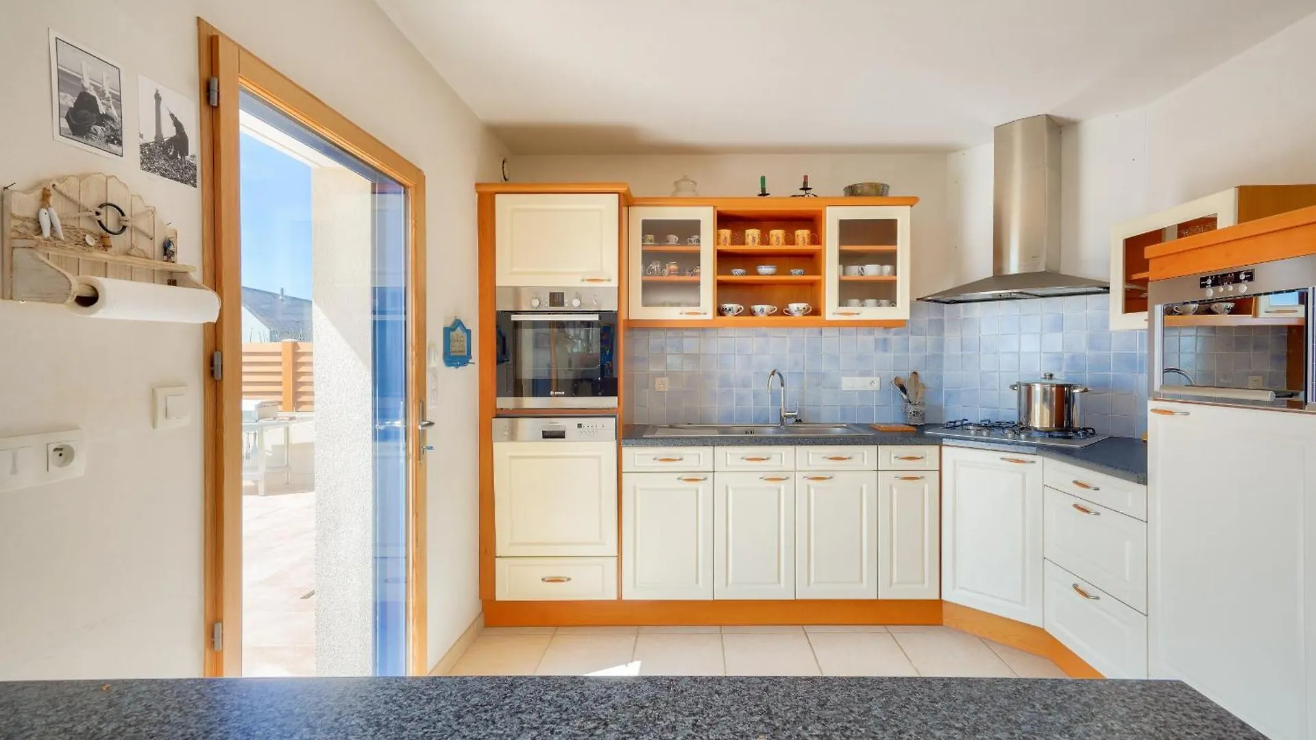 Vue Mer ! A 200M De La Plage, Maison Pour 9 Plovan 0*,  France