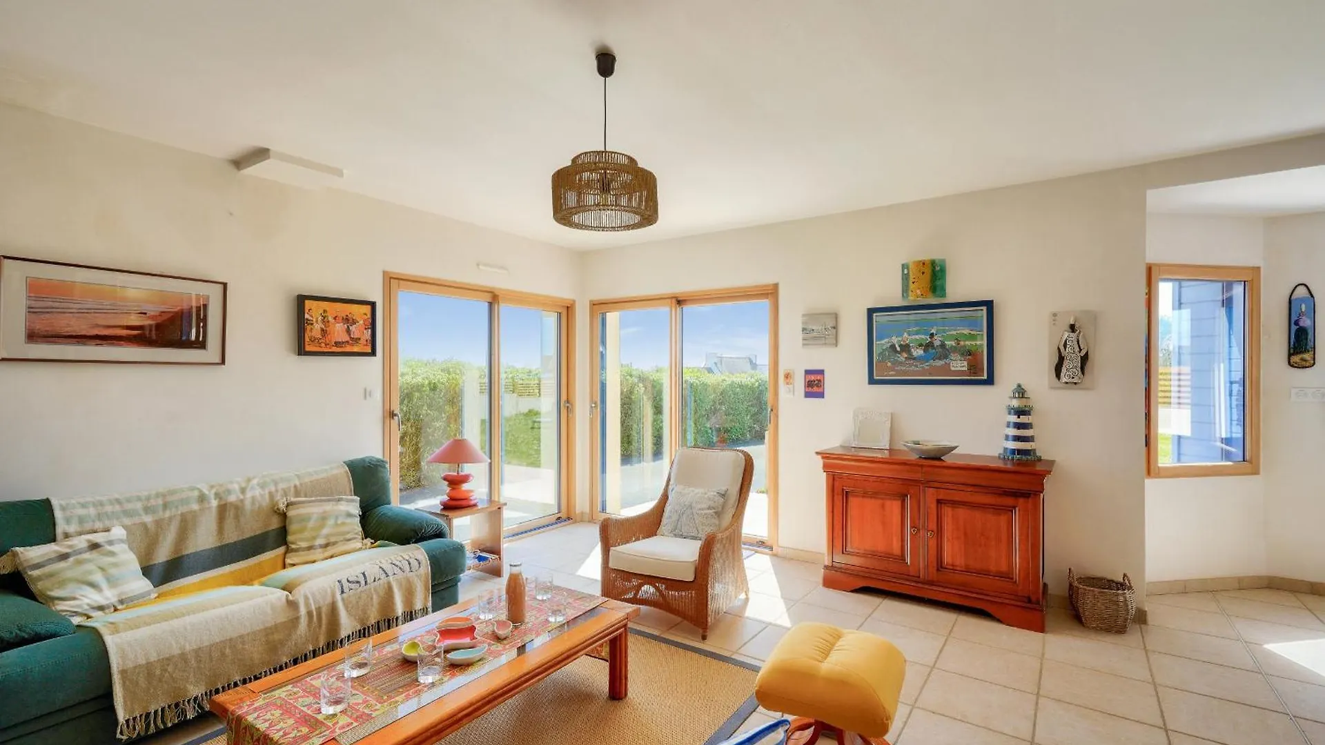 Vue Mer ! A 200M De La Plage, Maison Pour 9 Plovan Holiday home